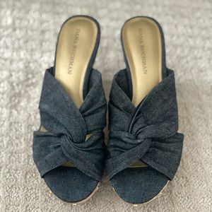 Dana Buchman Wedges